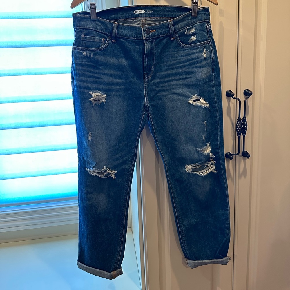 NWOT Old Navy Boyfriend Mid-Rise Distressed Jeans